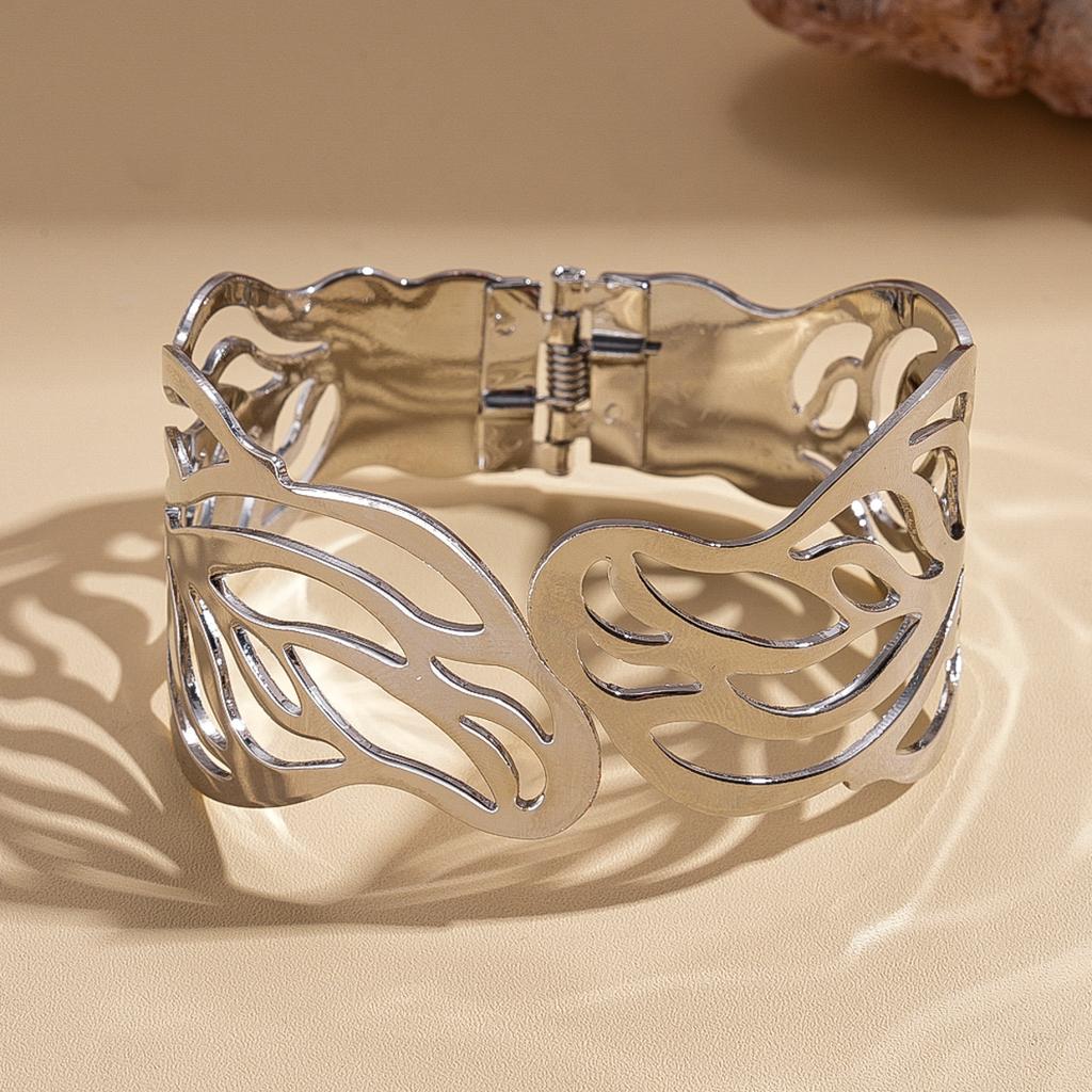 Heavy industry hollow pattern leaves geometric opening bracelet personalized bracelet jewelry