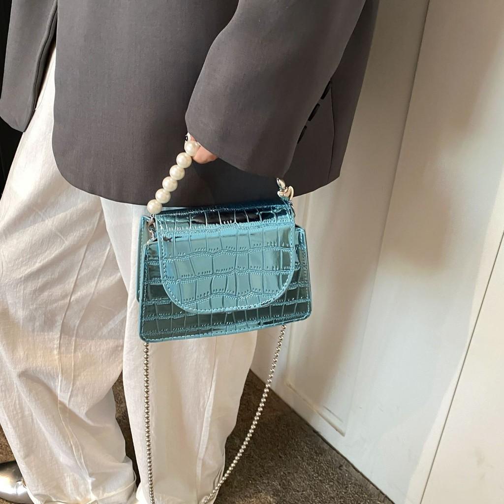 Chic Urban Minimalist Pearl Finish Small Handbag Ideal For Girls With A Trendy Design