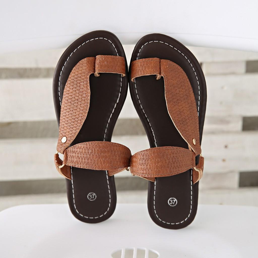 Summer Ladies Flat Slide Sandals With Pu Upper For Daily Wear