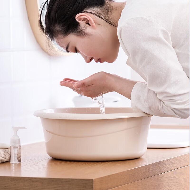 Fashionable Multi-purpose Plastic Basin
