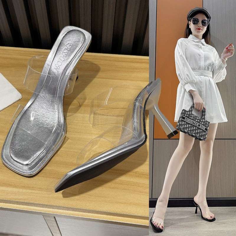 Coarse Heel Versatile Word with Slippers French Niche Design Sense Transparent Sandals 2025 New Summer Fashion Outer Wear