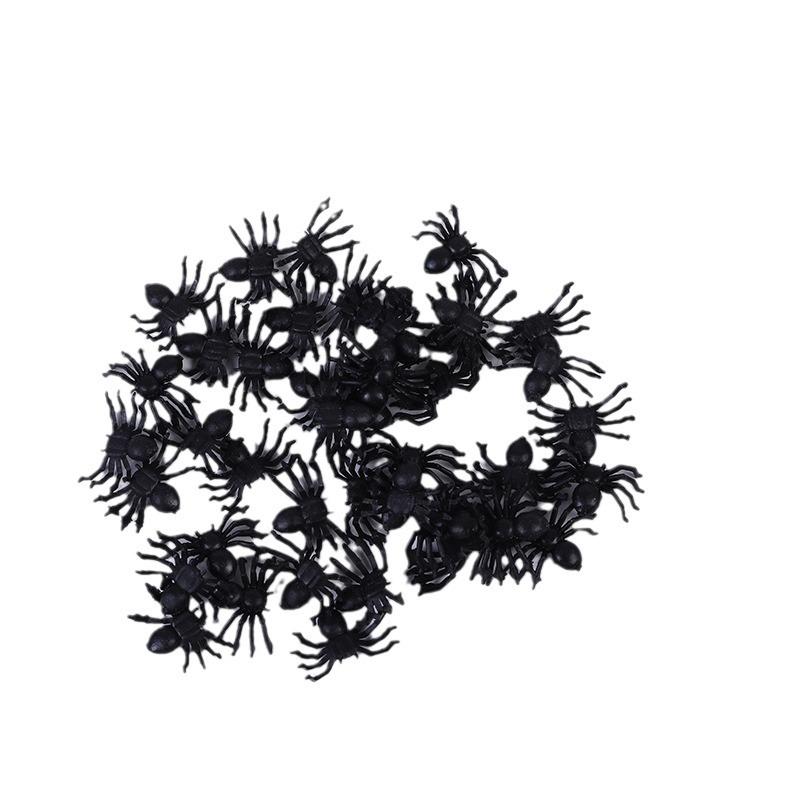 Hot Sale 50pcs Halloween Spiders Decorations Small Black Plastic Spiders Haunted House Spider Decoration Simulation Tricky Toy