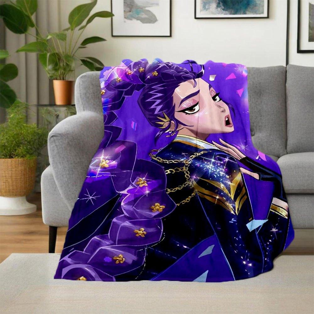 "Vibrant Purple Kimono with Golden Accents - Anime Inspired Fashion"Blanket Lightweight Flannel Throw Blanket for Sofa, Bed, Travel, Camping