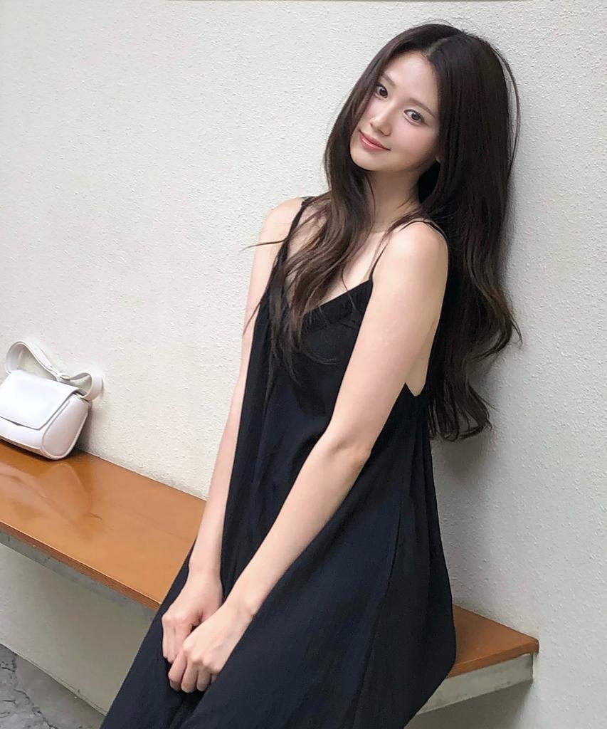 Mind Bridge Woman [W] V-Neck Black Sleeveless Long Dress