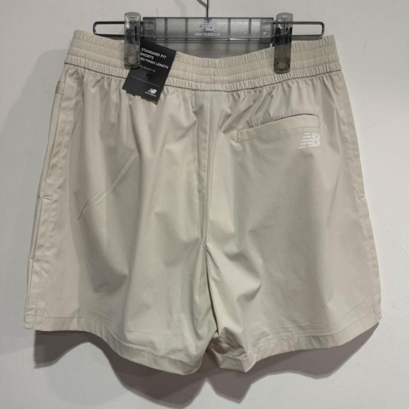 NeW Balance W Frozen Woven 4 Part Shorts nbnvf3W612 Light Beige