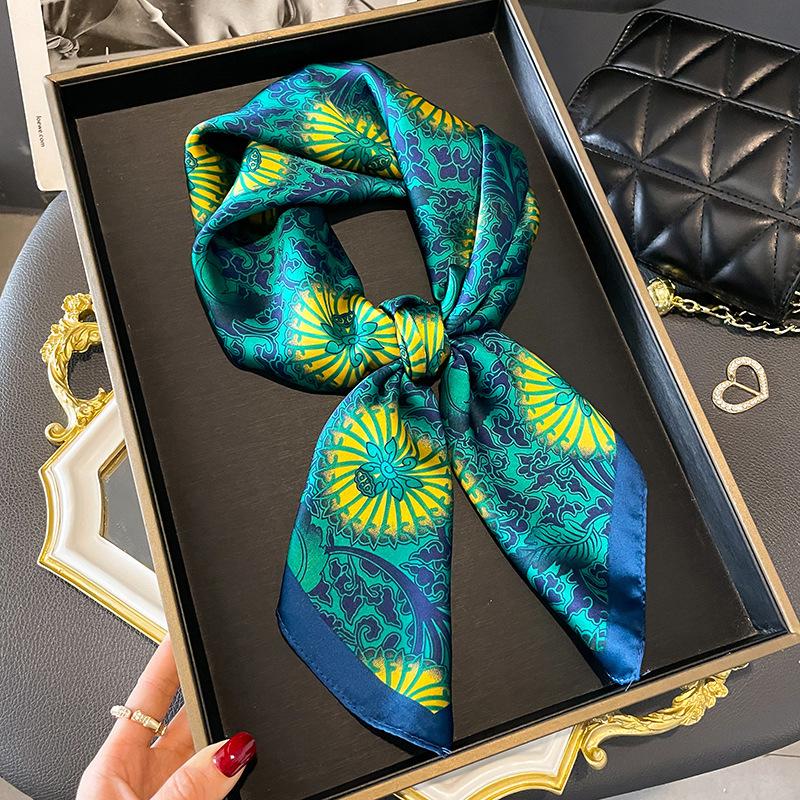 Luxury New Women's Silk Satin Hair Scarves Fashion Square Flower Printed Headscarf 70cm Professional Designer Scarf Headband