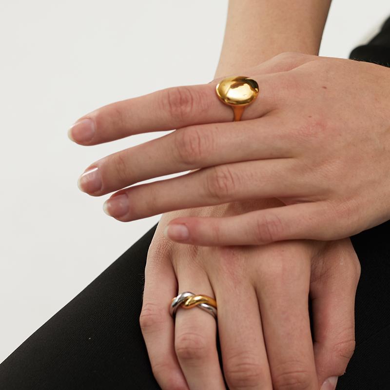 

Двойное открытое кольцо Женское нишевое премиальное кольцо Титановая сталь Гальванопокрытие Наборные украшения 9