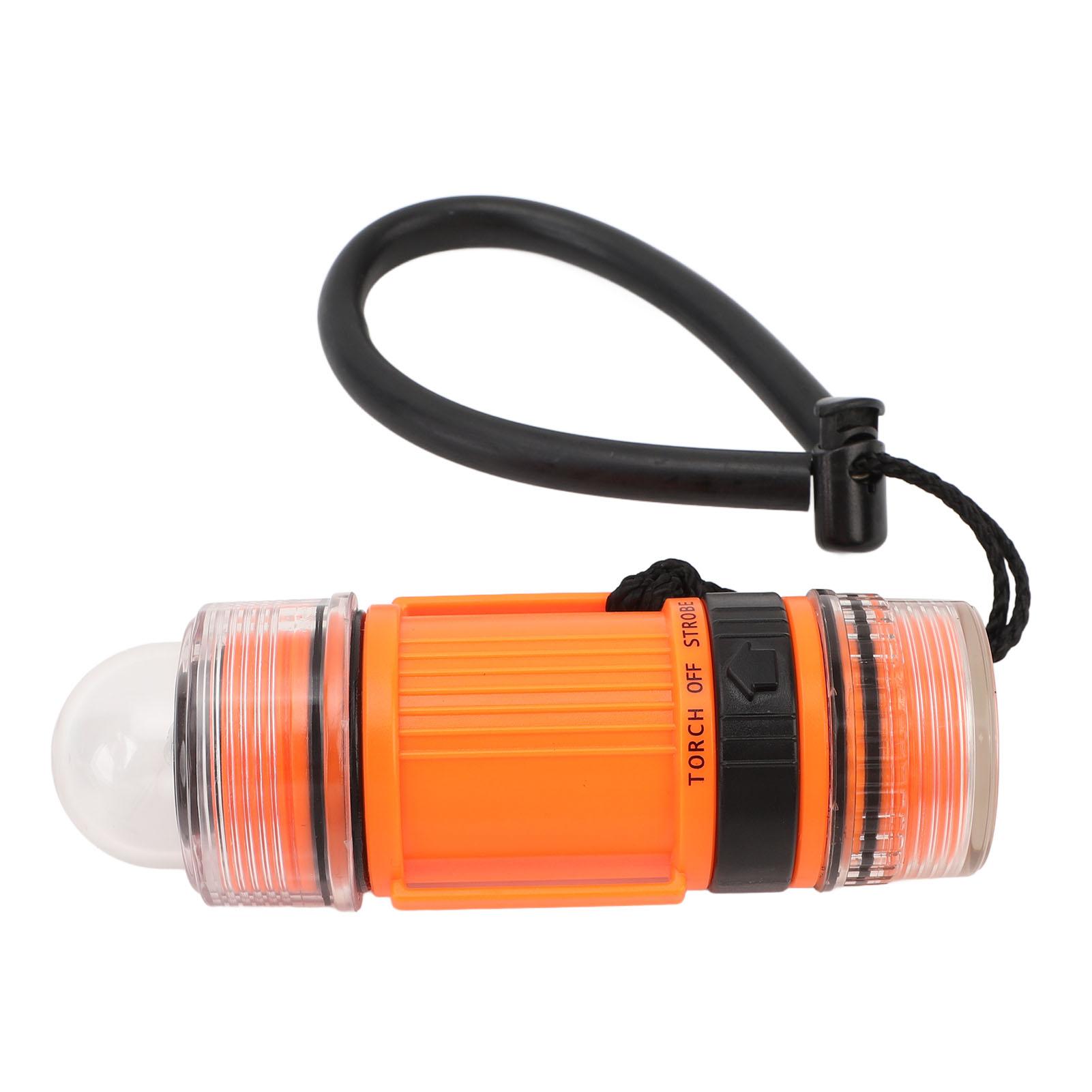 

Dive Strobe Light Waterproof High Brightness LED Battery Powered Diving Signal Flashlight for Underwater Adventure