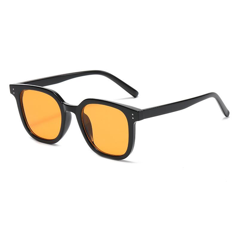 Feminine Pink Lens Vintage Spectacles With Full Frame Design For Sunny Days And Commuting BlackFrameOrange