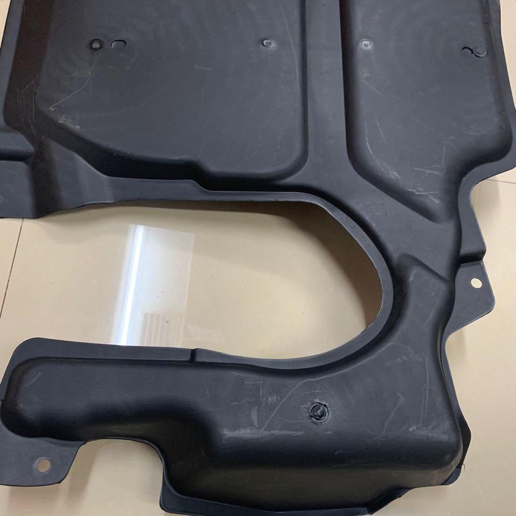 Mercedes-Benz W211/S211 Motorabdeckung Schutz (Teilenummer #2115242830)