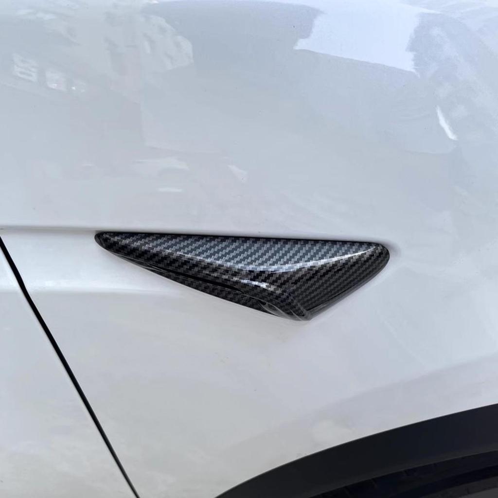 Kamera Boczna i Osłona Błotnika do Tesli Model Y3 – Odświeżone Akcesoria Zewnętrzne