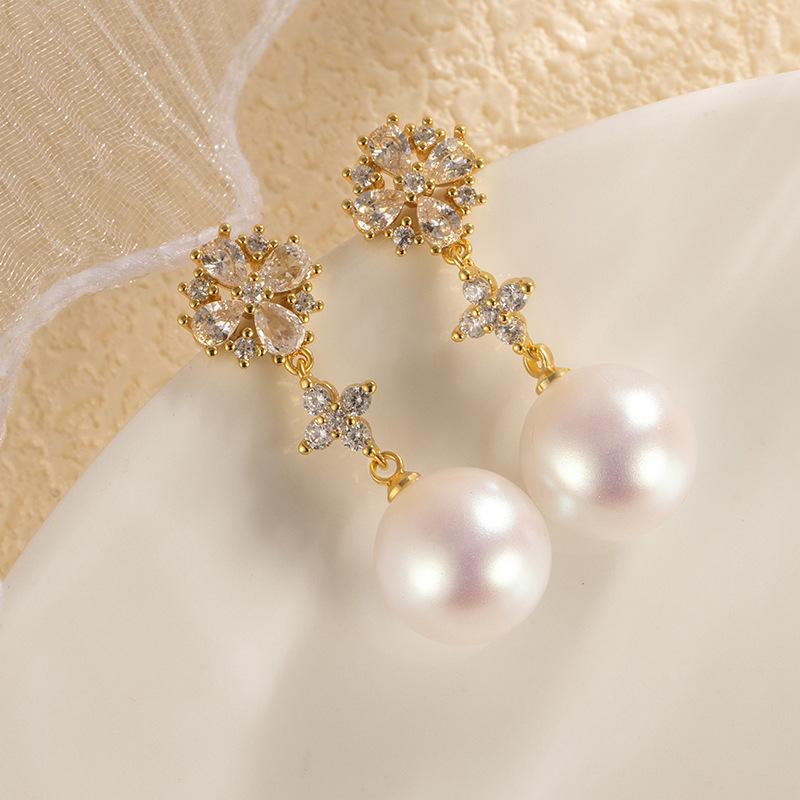 Snowflake Crystal Pearl Tassel Eardrop Earrings