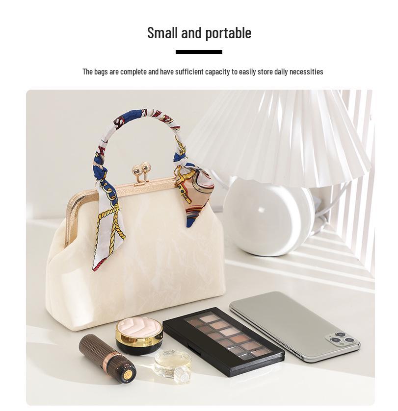 Elegante Bolso Bandolera Cuadrado de Perlas: Nuevo estilo chino para noches versátiles