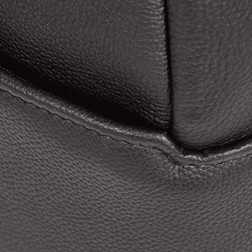 Moleskine ET84CMRTBKBK Classic Match Round Top Backpack, Leather Business Backpack, Wood Brown