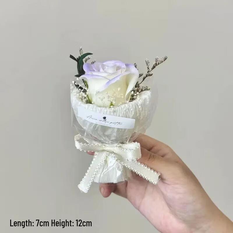 

Mini Artificial Flower Gift Bouquet