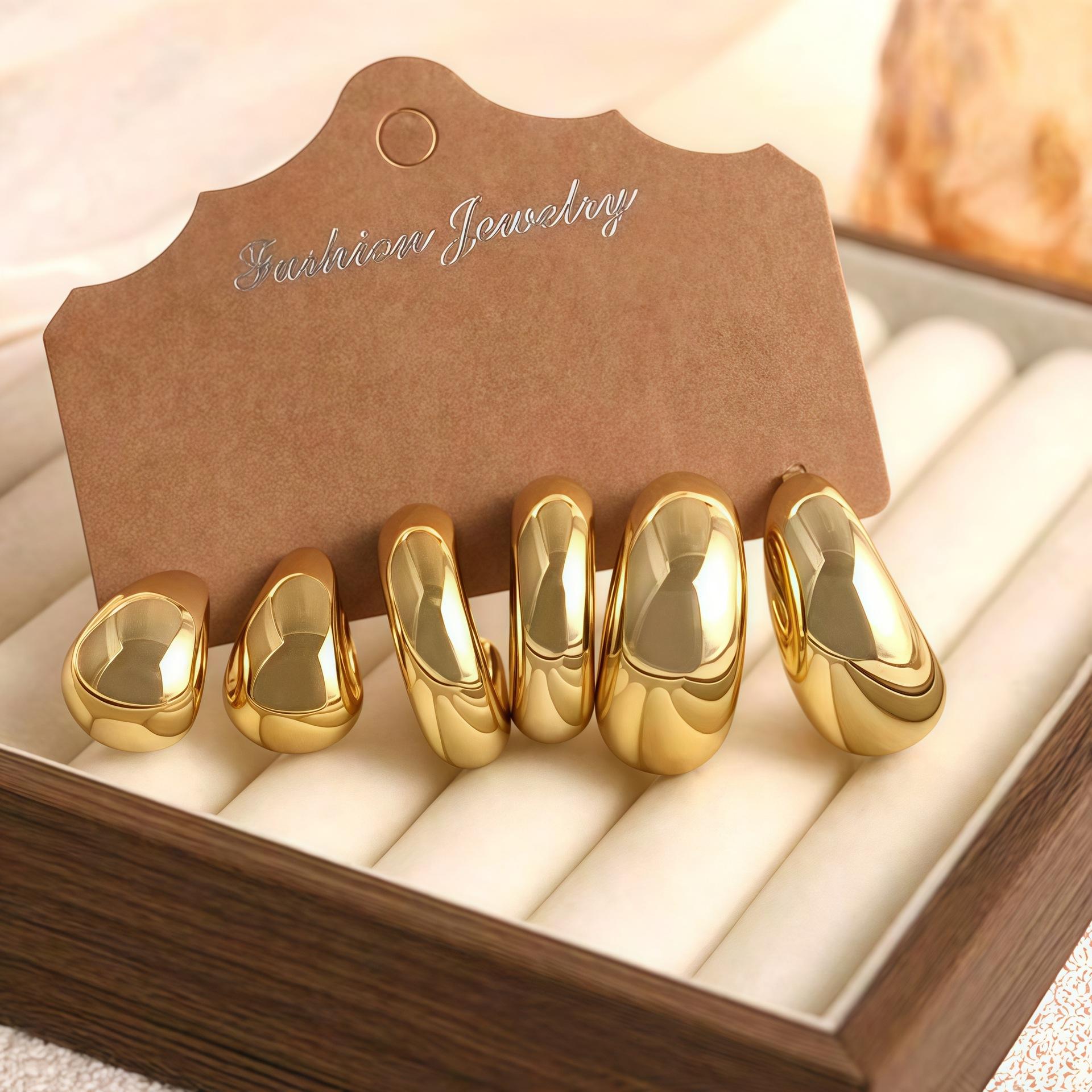 

3-piece Creative Fashion Pompous Earrings Set Women s C-type Fried Dough Twists Water Drop Earrings