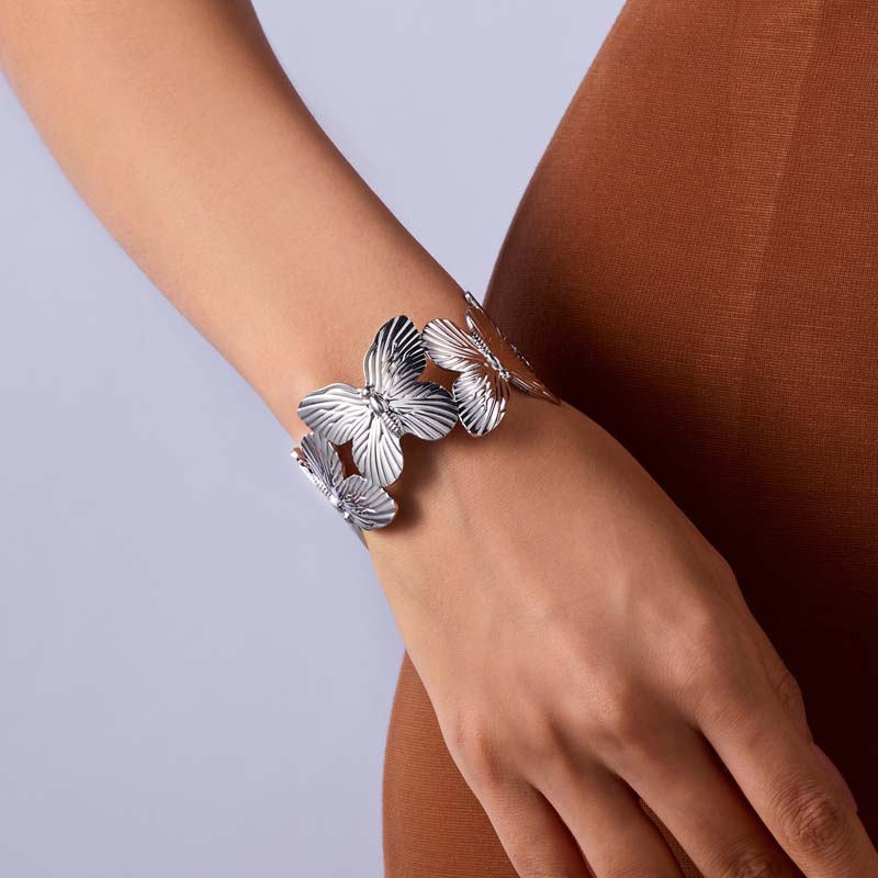 Vintage Gold Color Butterfly Flower Wide Bracelet For Women Men Punk Metal Open Adjustable Bracelet Jewelry  New