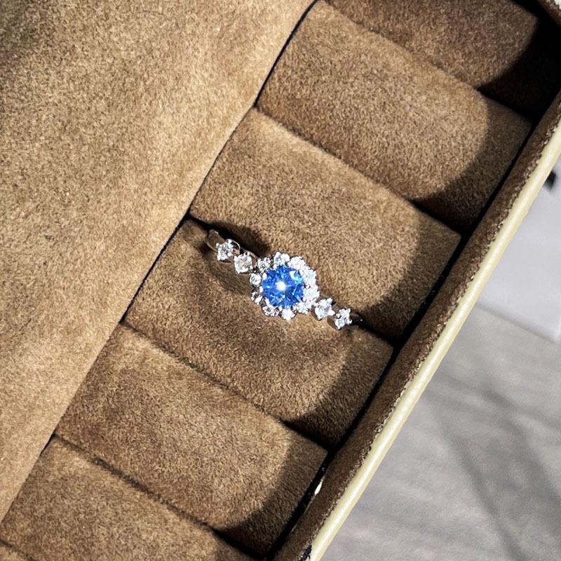 2026 Light Luxury Niche Retro Sapphire Blue Zircon Open Ring Female Cold Wind Personality Advanced Sense Simple Fashion Index Finger Ring Resizable