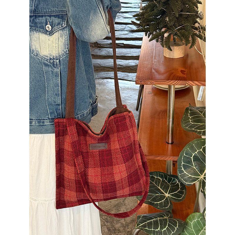 Leisure Bag - Large Capacity, Single Shoulder, Crossbody Bag, Unique and Versatile Tote Bag