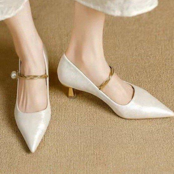 National Style Chinese Pointed High Heels 2025 New French Temperament with Skirt One-word Belt Autumn Bag Head Single Shoes Women