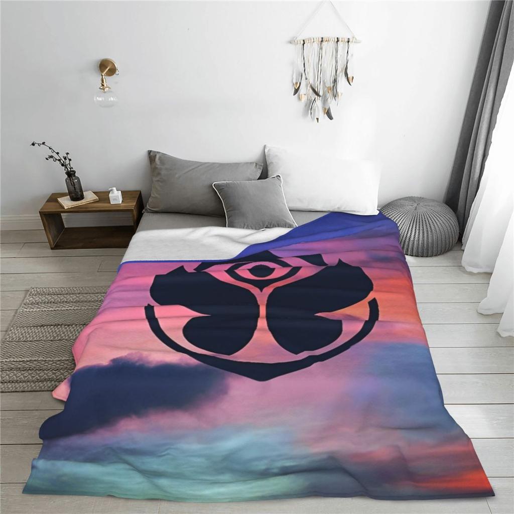 Tomorrowlands Music Festival Symbol Blankets Flannel Electric Dance DJ Lightweight Thin Throw Blankets Airplane Travel Bedspread