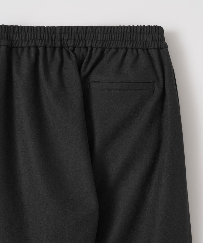 ANOTHER OFFICE Cashmere Banding Easy Pants (Black)