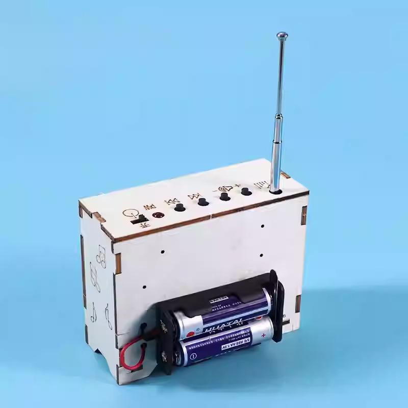 DIY Science Experiment Kits: Radios & Models for Kids' Gifts and Educational Projects