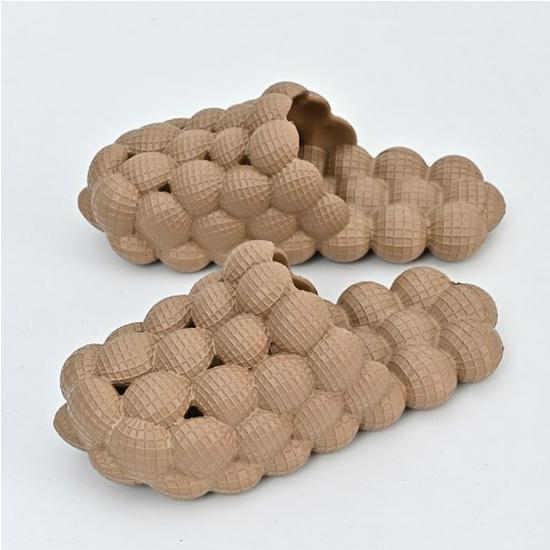 Unisex Spring/Summer Baotou EVA Bubble Breathable Slippers