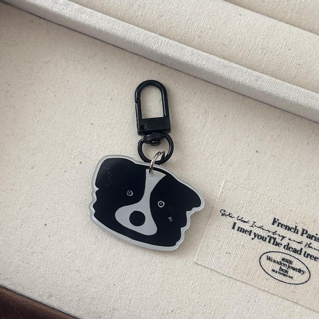 Hand-Painted Puppy Emoji Keychain: Cute Acrylic Bag Charm for Couples or Besties