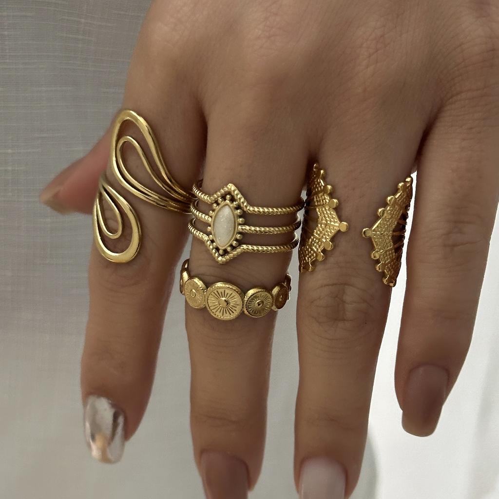 Stainless Steel Vintage Geometric Sunburst Ring For Women Red Love Heart Spiral Flower Finger Rings Party Aesthetic Jewelry Gift