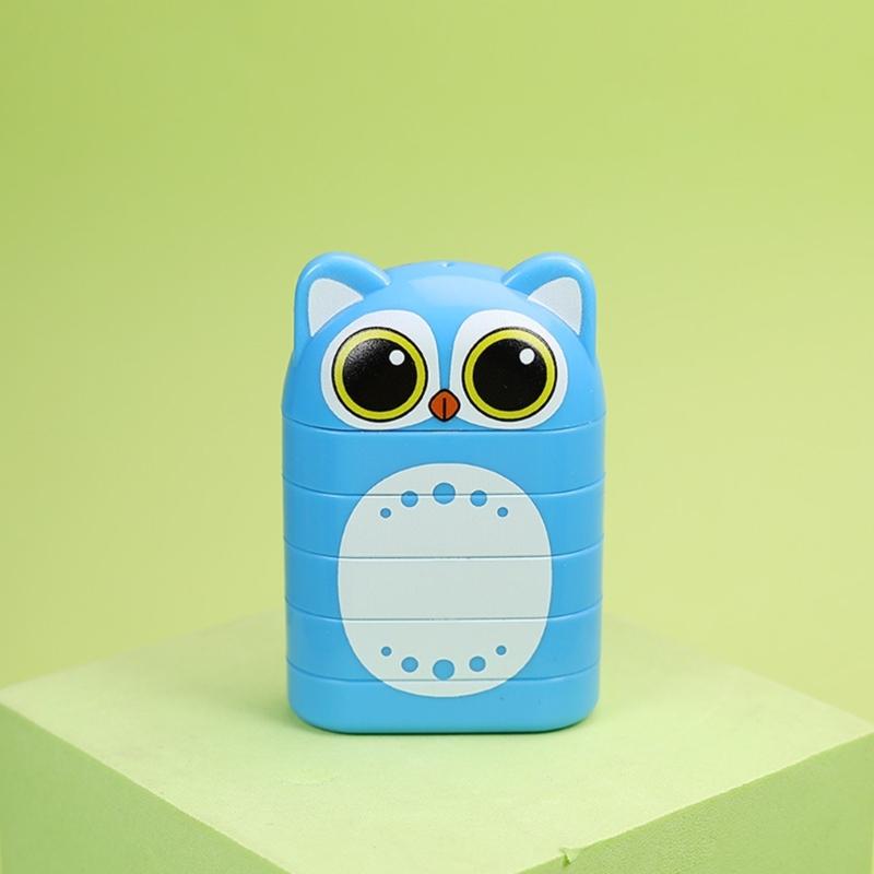 Personalisierter Namensstempel Kundenspezifisches graviertes Namenssiegel Mehrschichtiges Muster Sicher und einfach zu verwenden Cartoon-Form Stempel