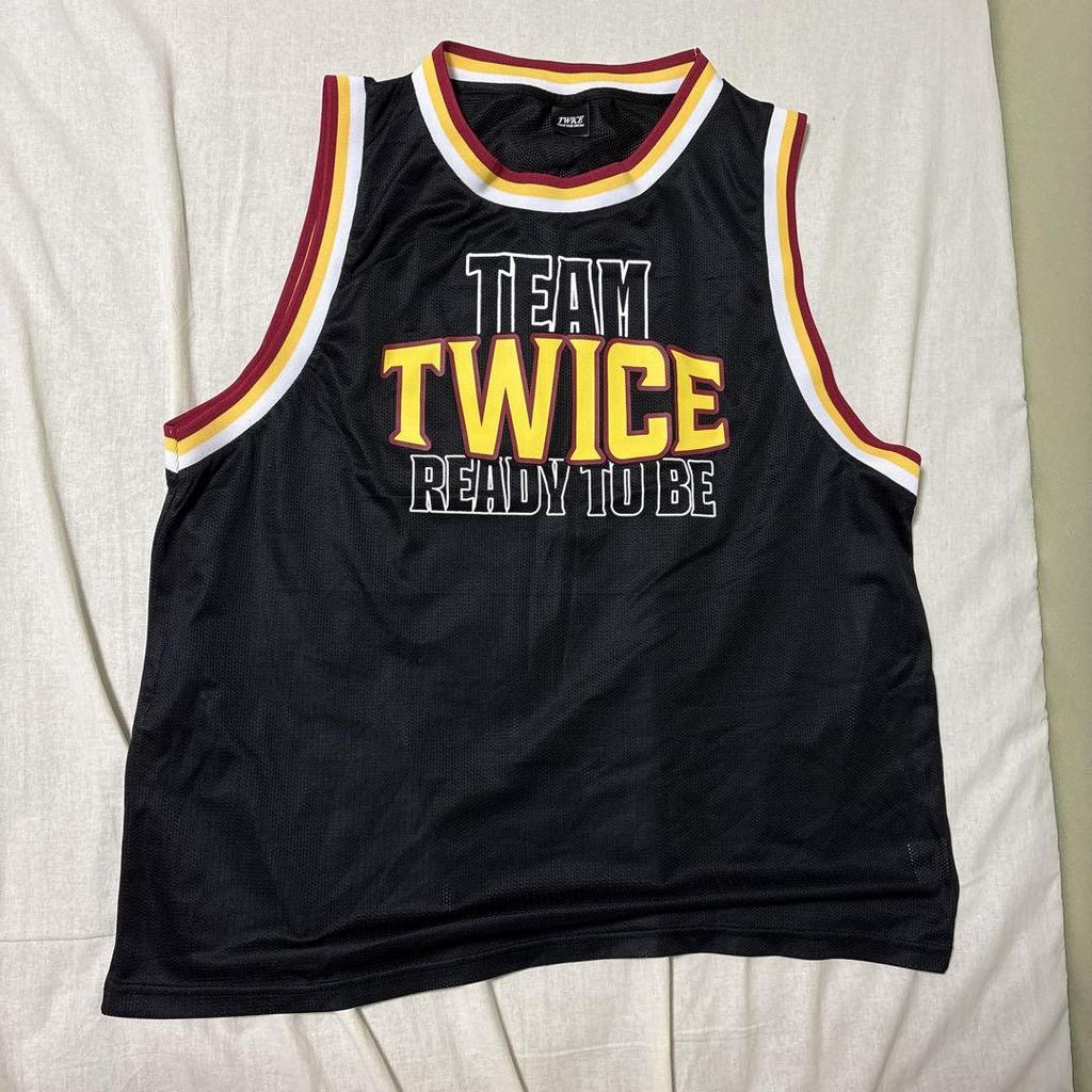 [USED] Twice Tank Top Ships Within 24 Hours