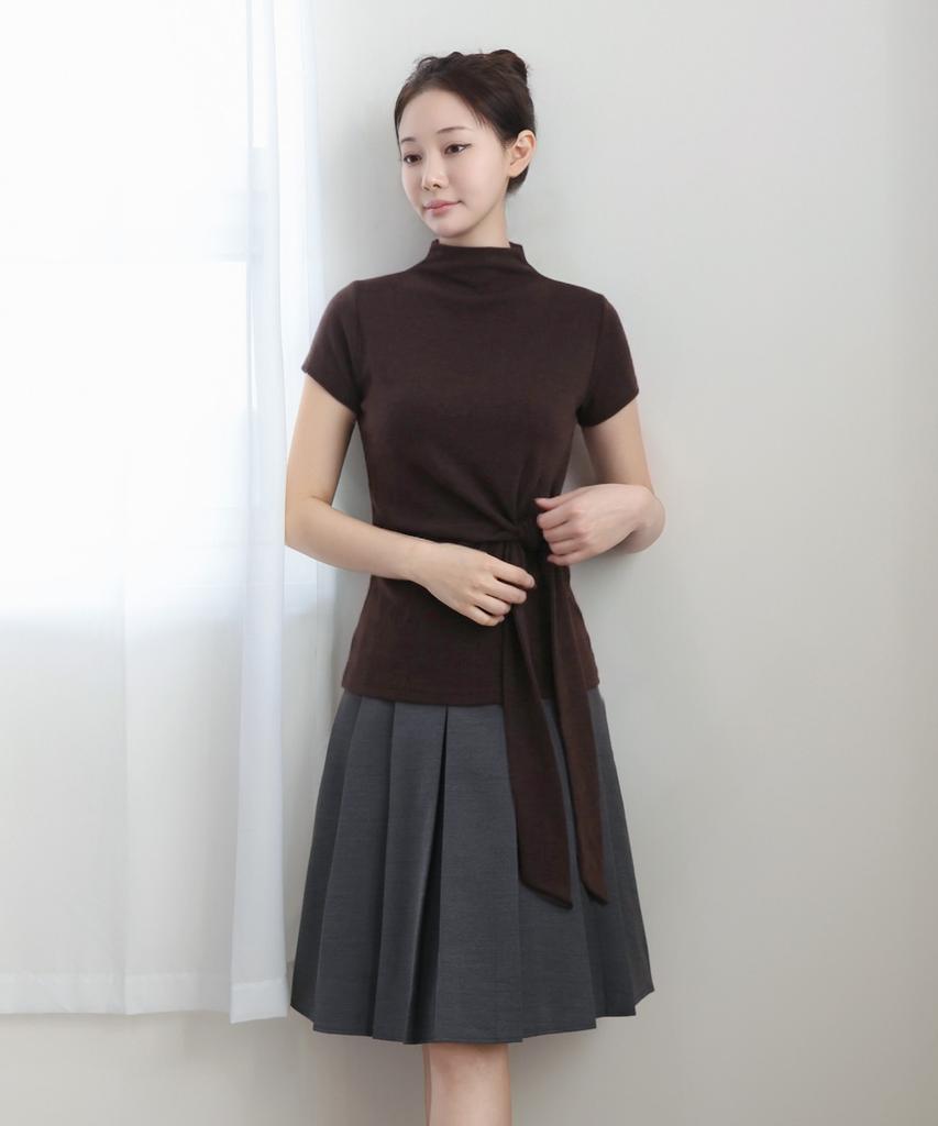 Keulleiseu Short Sleeve T-Shirt With Waist Ribbon Detail_Brown