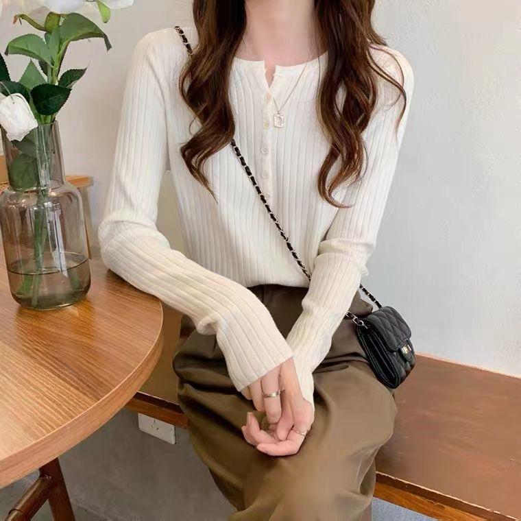 Slim Fit Base Layer Top for Women Spring White Sweater Inner Wear Niche Design Knit T-shirt Top