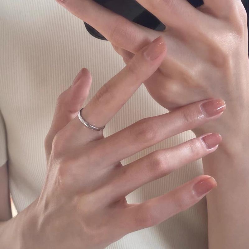 Sterling Silver Floral Ring for Women - High-End Open Joint Design for Autumn/Winter