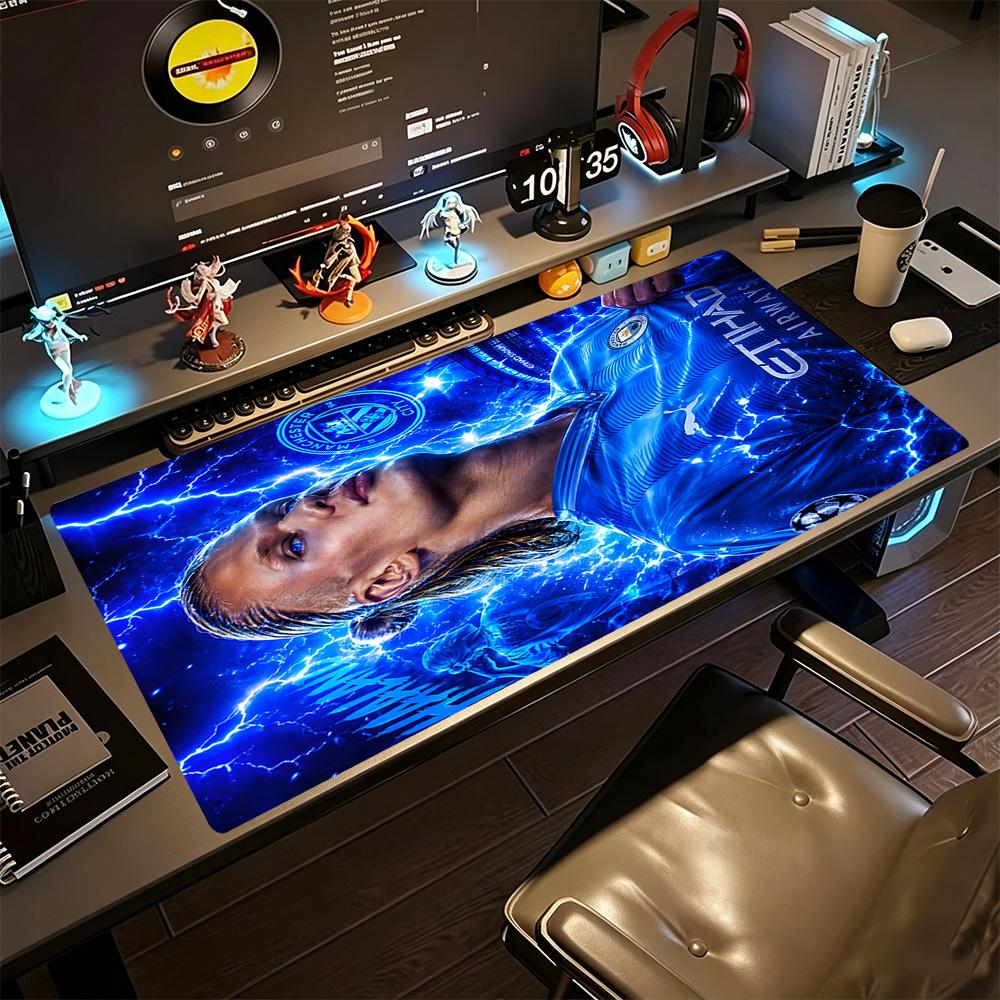 Electric City Footballer Gaming Mouse Pad Office Mouse Mats Computer Desk Keyboard Mat Non-Slip Rubber Base Gaming Accessories Ideal Gift for Gamers