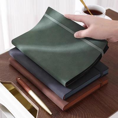 A5 Zápisník s měkkým koženým řemínkem: Silný minimalistický diář pro vysokoškoláky a profesionály | Design z vintage ovčí kůže