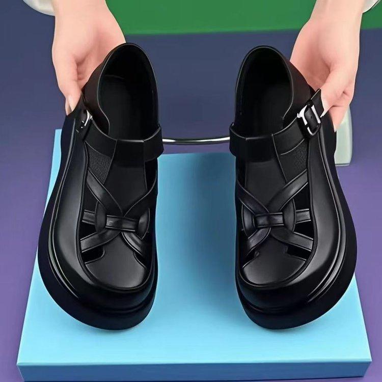 

Полые сандалии 2025 лето новые на толстой подошве из мягкой кожи женские туфли Баотоу свиная клетка туфли для женщин среднего и пожилого возраста выходные сандалии женские 40 чёрный