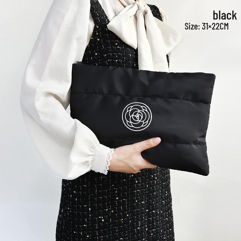 

Большая портативная косметичка и сумка для туалетных принадлежностей в стиле камелии