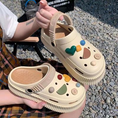 Women's Hole Shoes Summer Fashion Trending Thick Bottom Toe Cap Slippers Platform Heel Non-Slip Beach Sandals