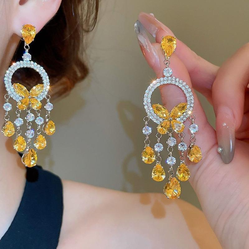 Zircon round butterfly tassel necklace earrings set French elegant light luxury collarbone chain niche high-end jewelry