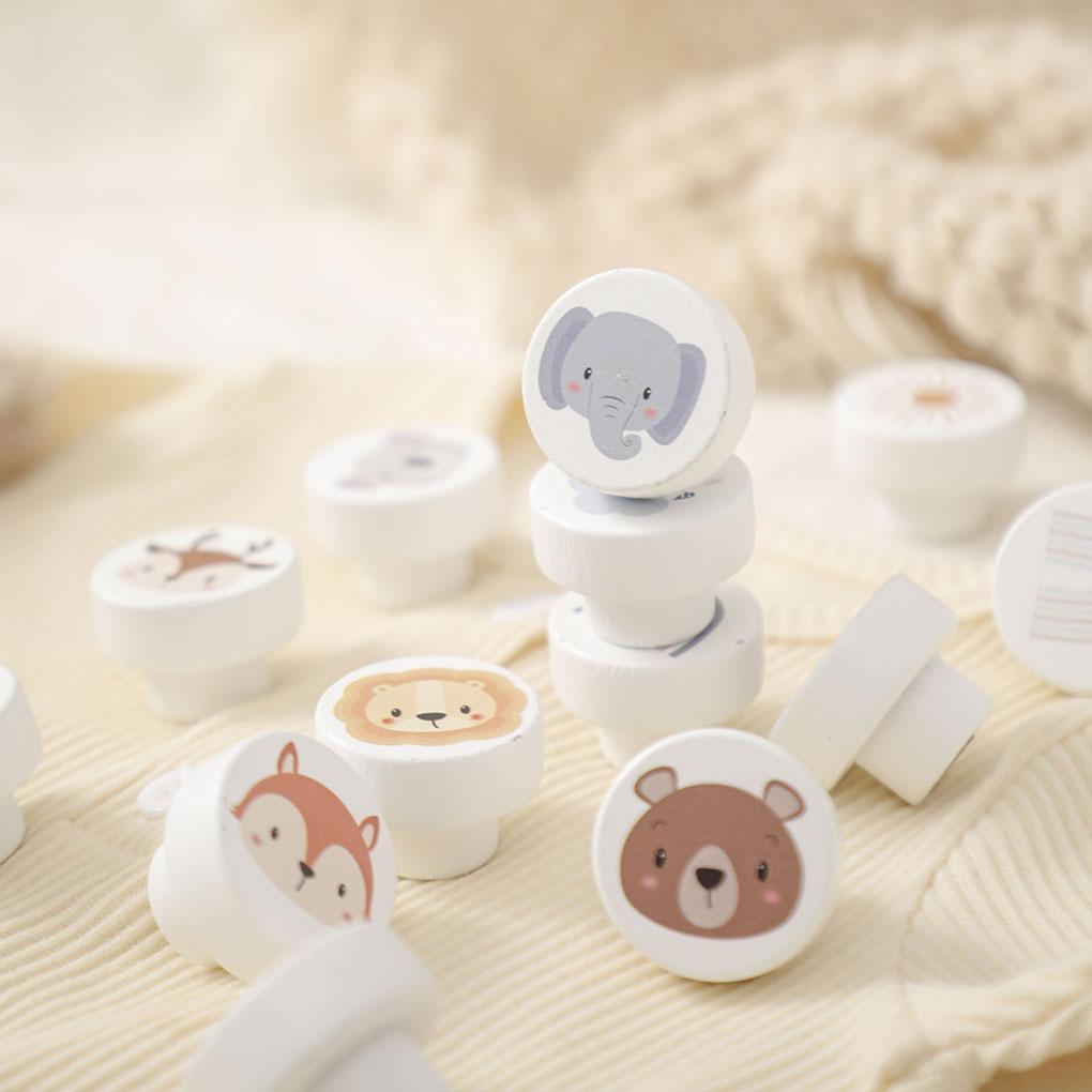 Animal Shape Wooden Drawer Handle Multiple Styles Exquisite Patterns Handles For Furniture