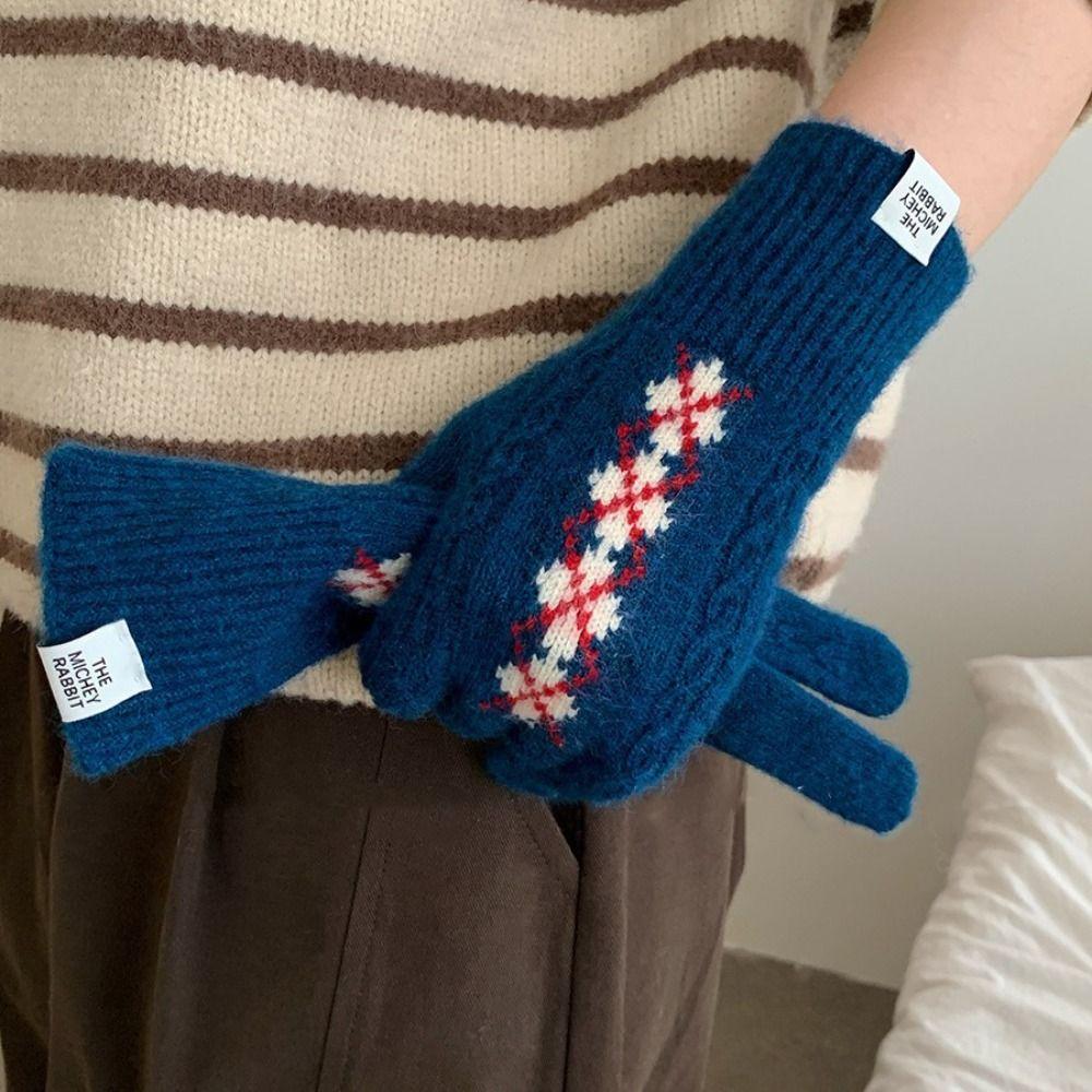 Soft Winter Knitted Gloves Fair Island Style Women Cycling Mittens Twists Pattern Gloves  Girls