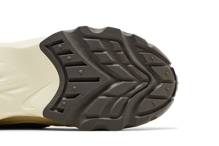 Nike TC 7900 Beach Cave Stone Coconut Milk Off Noir (Women's)