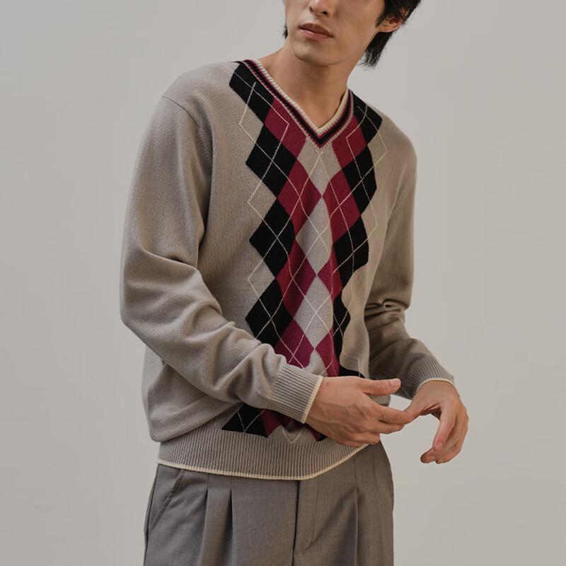 Men's Cashmere Blend V-Neck Sweater