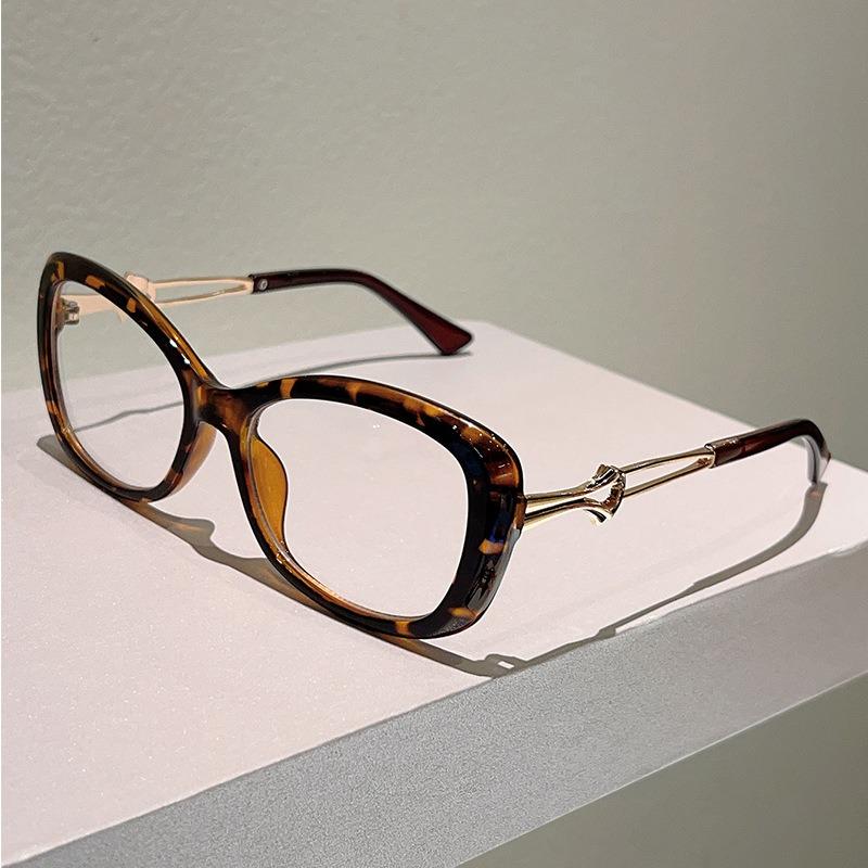Metal Hollow-out Frame Anti Blue Light Cat Eye Eyeglasses Men Women Fashion Splicing Color Large Frame Street Photography Glasses