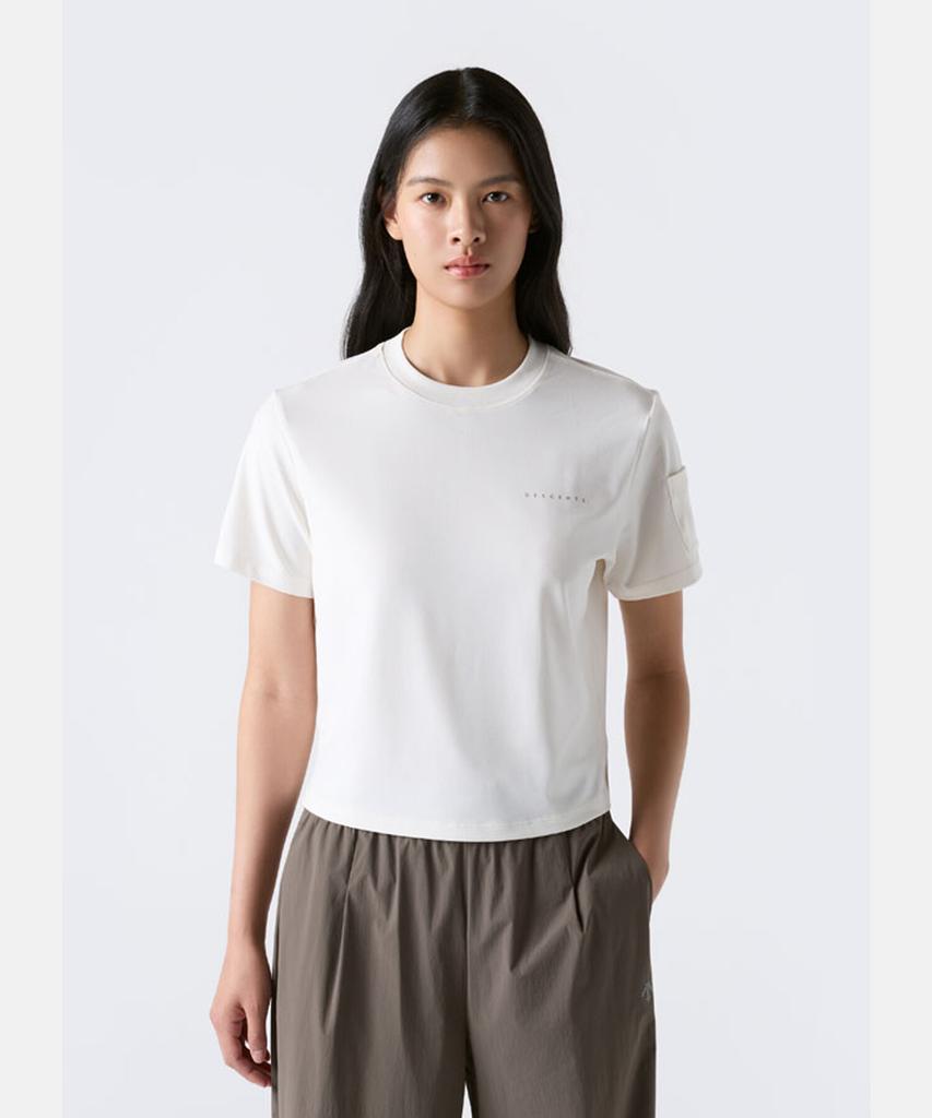 DESCENTE Women'S Pocket Comfort Fit Short Sleeve T-Shirt Ivory Sr322Pts74
