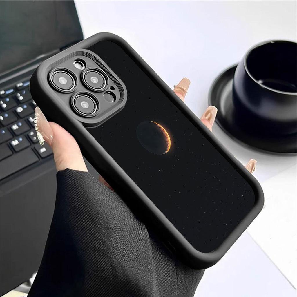 Moon Steps Black Groove iPhone 14-17 Pro Max Protective Case