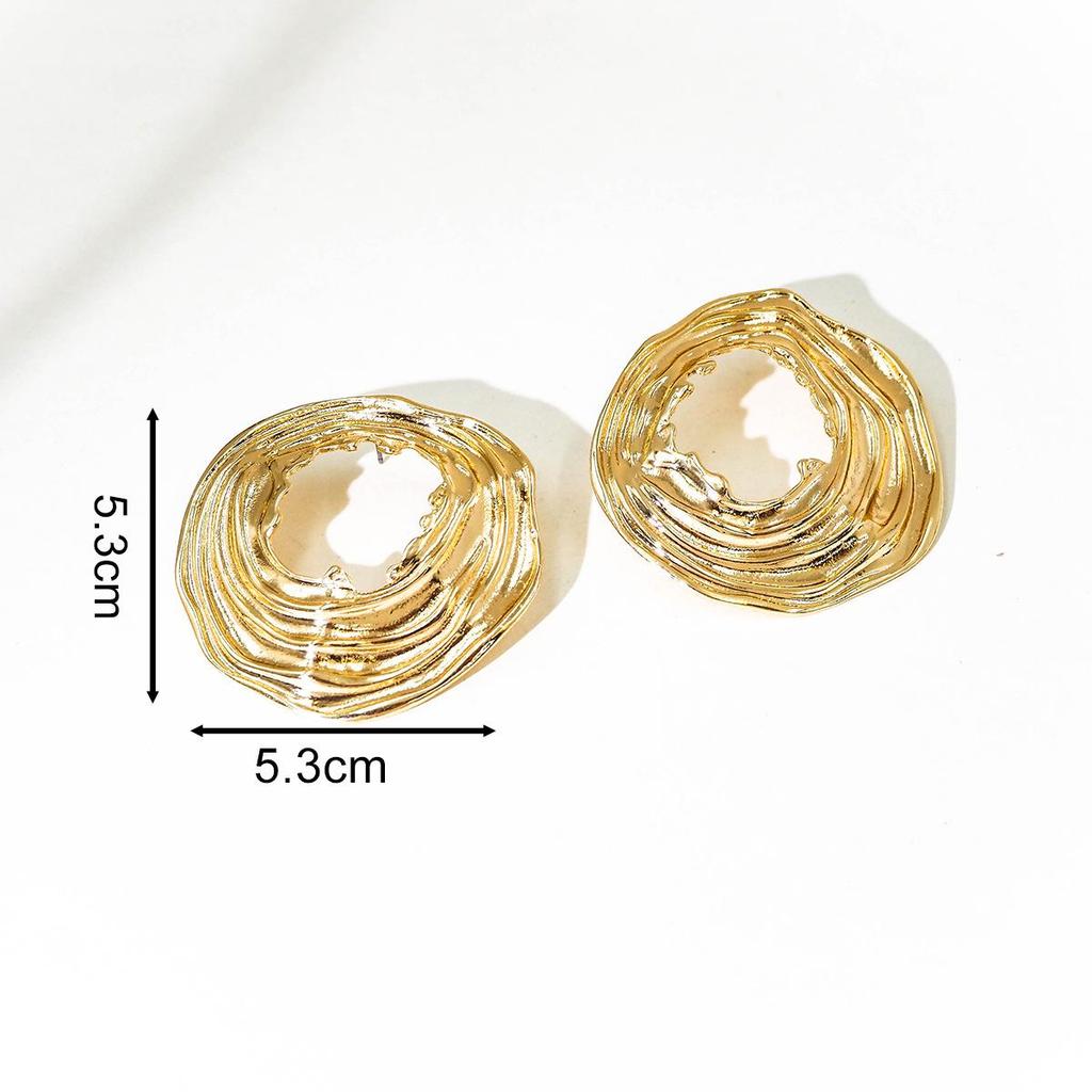 Versatile European & American Fashion Zinc Alloy Geometric Stud Earrings for Women
