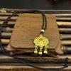 Vietnamesischer Sandgold Buddha Anhänger: Vergoldetes Maitreya Flammen Design